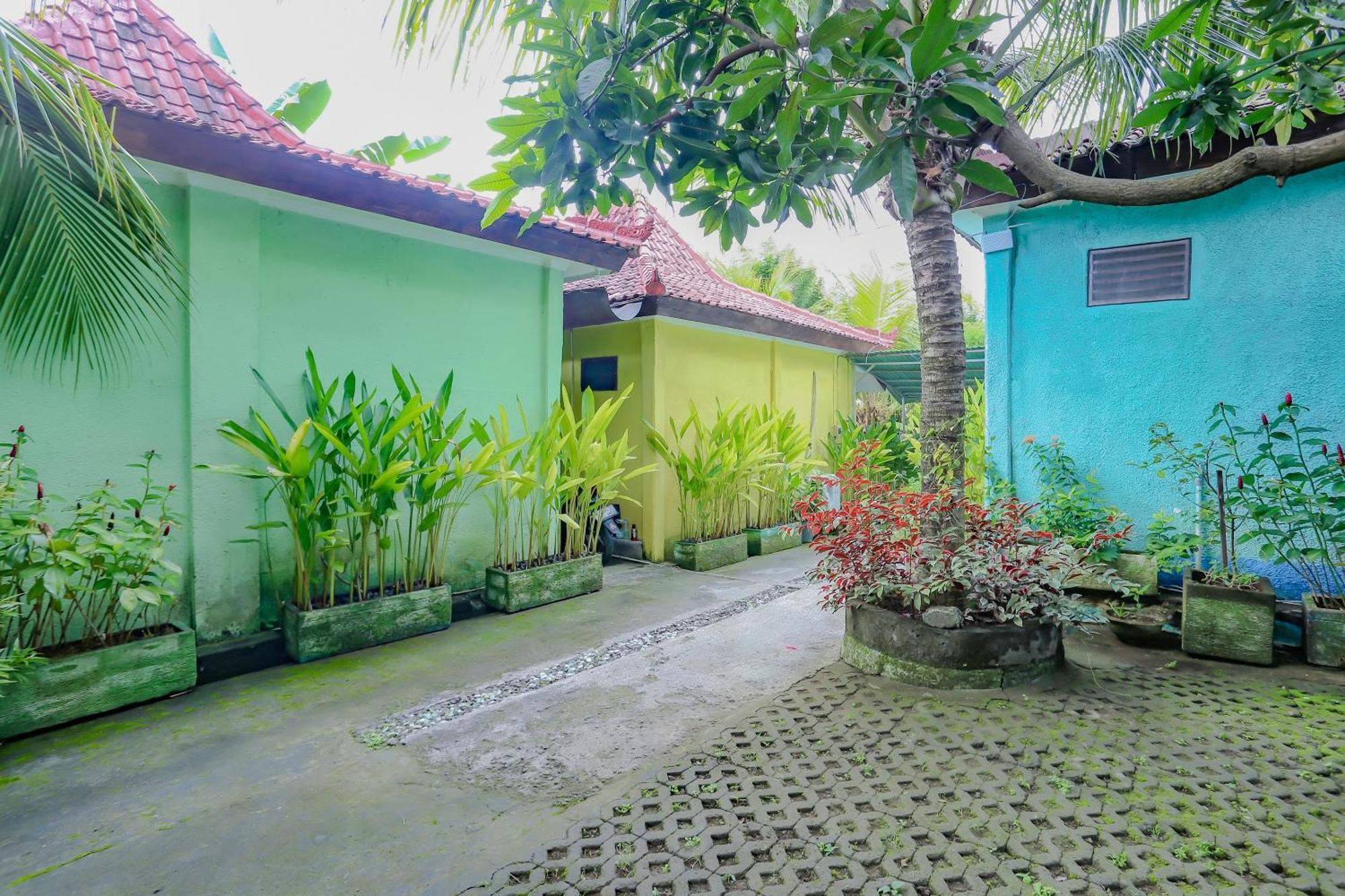 Oyo Life 90301 Hidden Village Uluwatu Jimbaran Exteriör bild